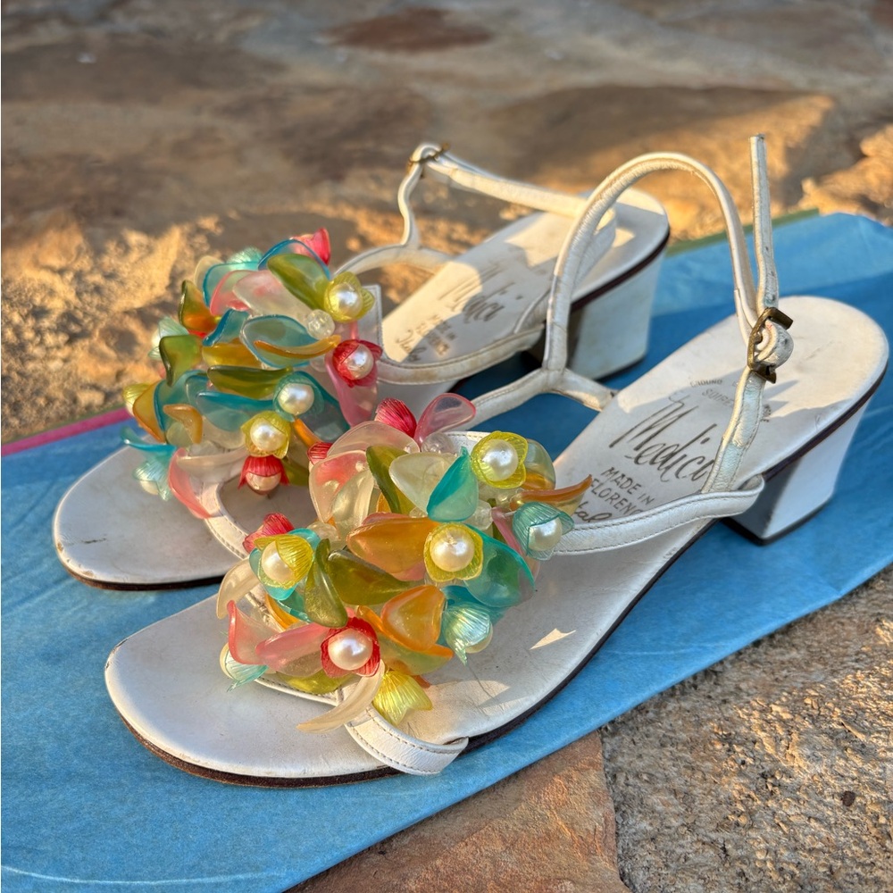 Vintage 1960s Medici Women's Floral Beaded Multicolor Sandals